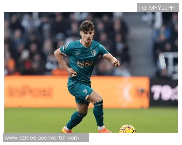 身体最贵的足球明星背后的训练与健康秘诀揭秘